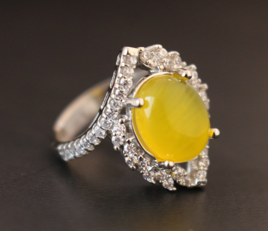 Women's Yellow Yemeni Agate Ring