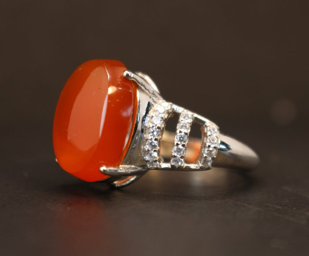 Women's Red Yemeni Agate Ring