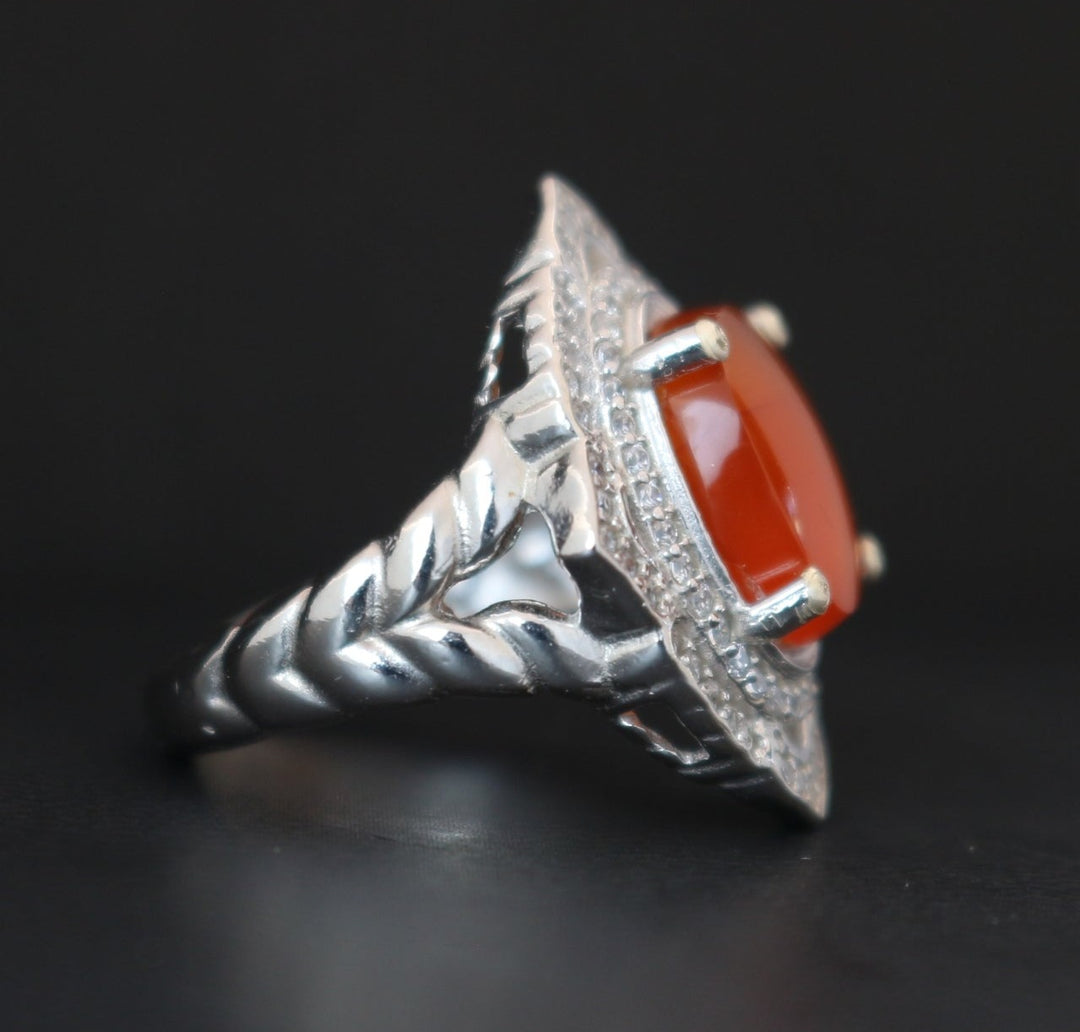Women's Red Yemeni Agate Ring