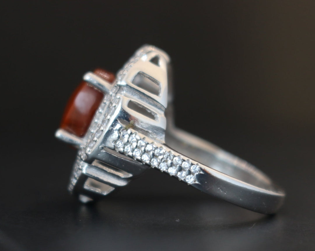 Women's Red Yemeni Agate Ring