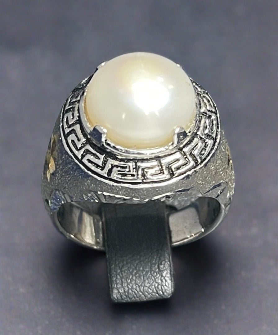 Natural Pearl ring