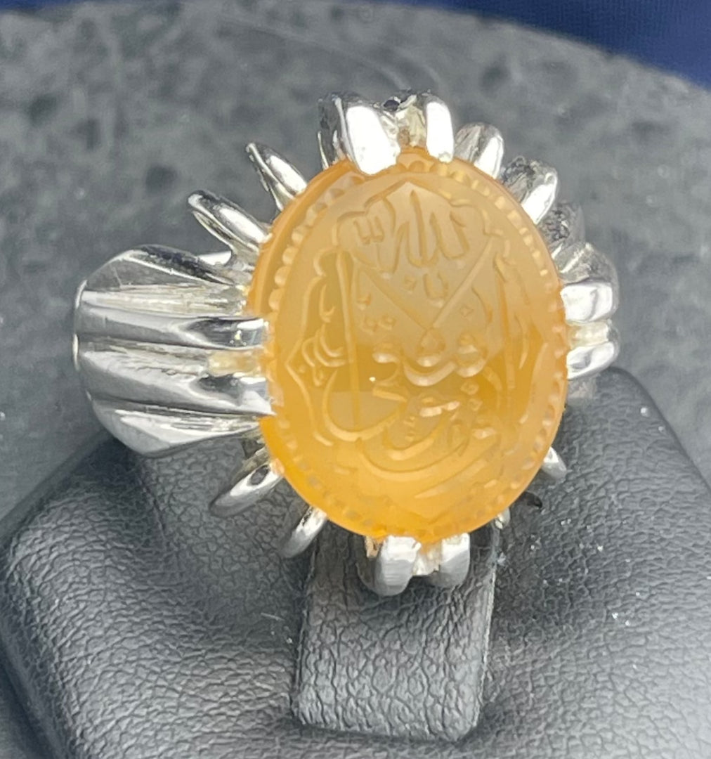 Engraved yellow Yemeni Aqeeq